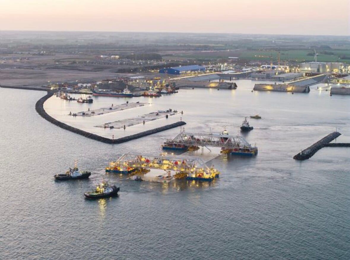 Immersion pontoons at the Femern Link tunnel worksite between Denmark and Germany
